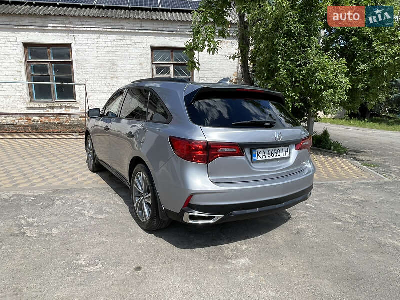 Позашляховик / Кросовер Acura MDX 2016 в Лисянці