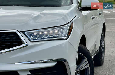 Позашляховик / Кросовер Acura MDX 2019 в 