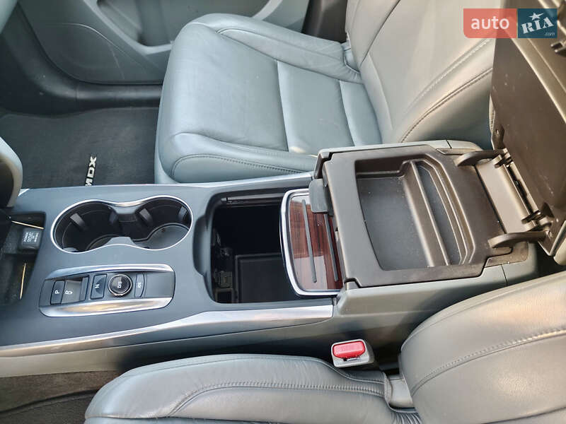 Внедорожник / Кроссовер Acura MDX 2016 в Днепре