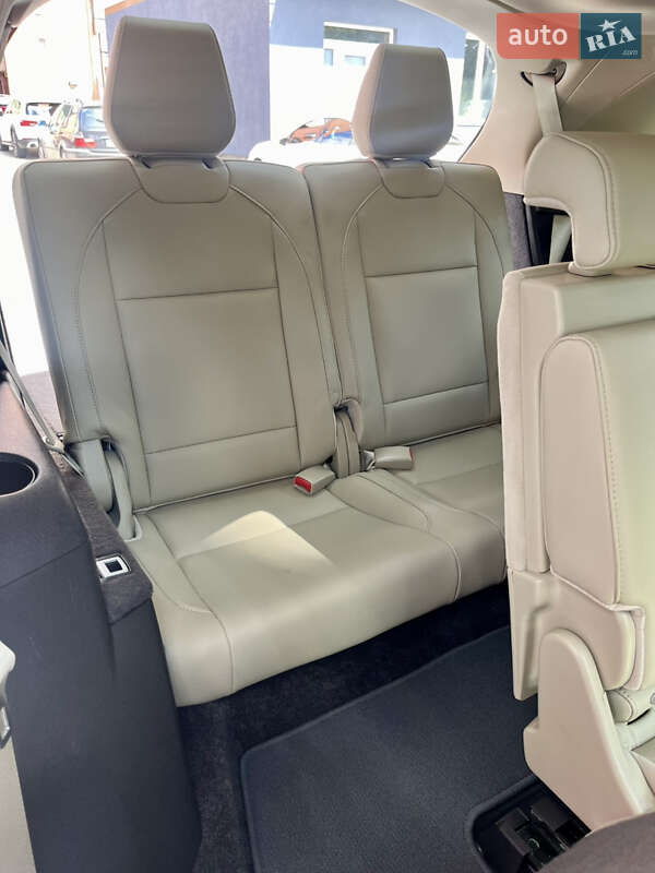 Внедорожник / Кроссовер Acura MDX 2018 в Ровно
