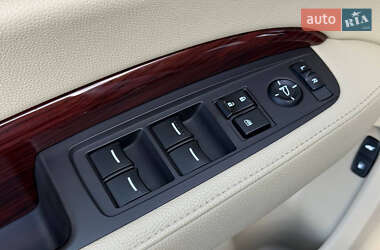 Позашляховик / Кросовер Acura MDX 2013 в 