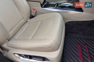 Внедорожник / Кроссовер Acura MDX 2018 в 