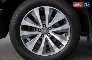 Позашляховик / Кросовер Acura MDX 2014 в 