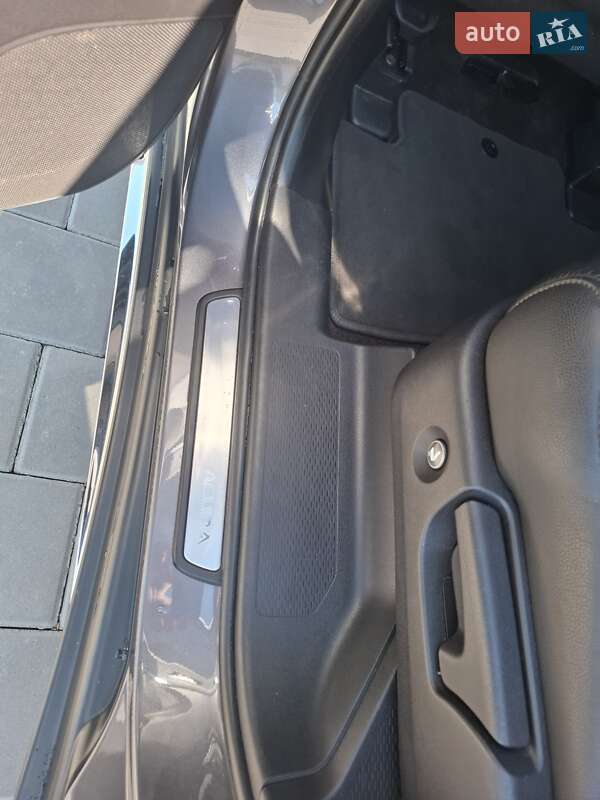 Внедорожник / Кроссовер Acura MDX 2018 в Черкассах фото 22 Внедорожник / Кроссовер Acura MDX 2018 в Черкассах