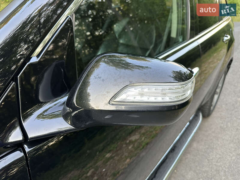 Позашляховик / Кросовер Acura MDX 2012 в Стрию