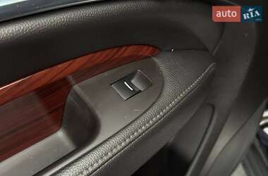 Позашляховик / Кросовер Acura MDX 2014 в 