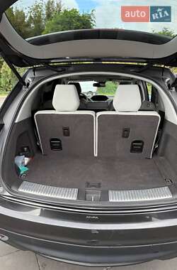 Позашляховик / Кросовер Acura MDX 2014 в 
