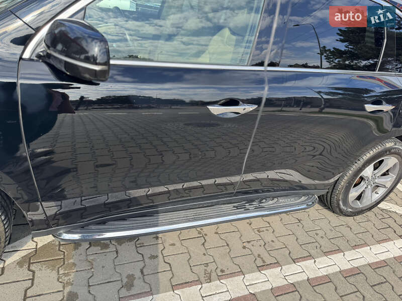 Позашляховик / Кросовер Acura MDX 2016 в Києві