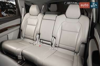 Позашляховик / Кросовер Acura MDX 2016 в 