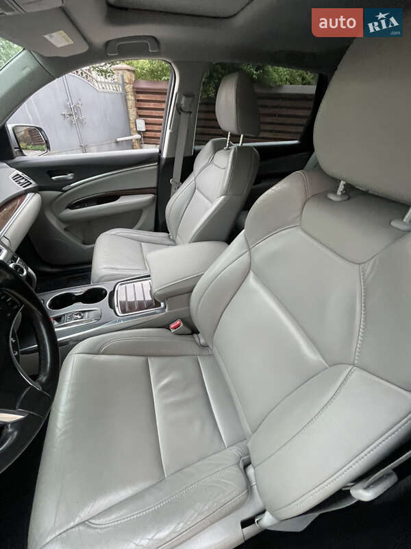 Позашляховик / Кросовер Acura MDX 2016 в Львові