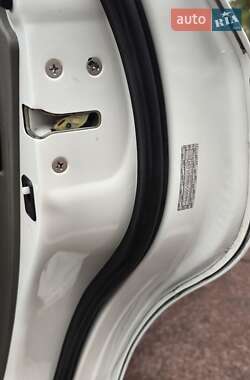 Позашляховик / Кросовер Acura MDX 2008 в 
