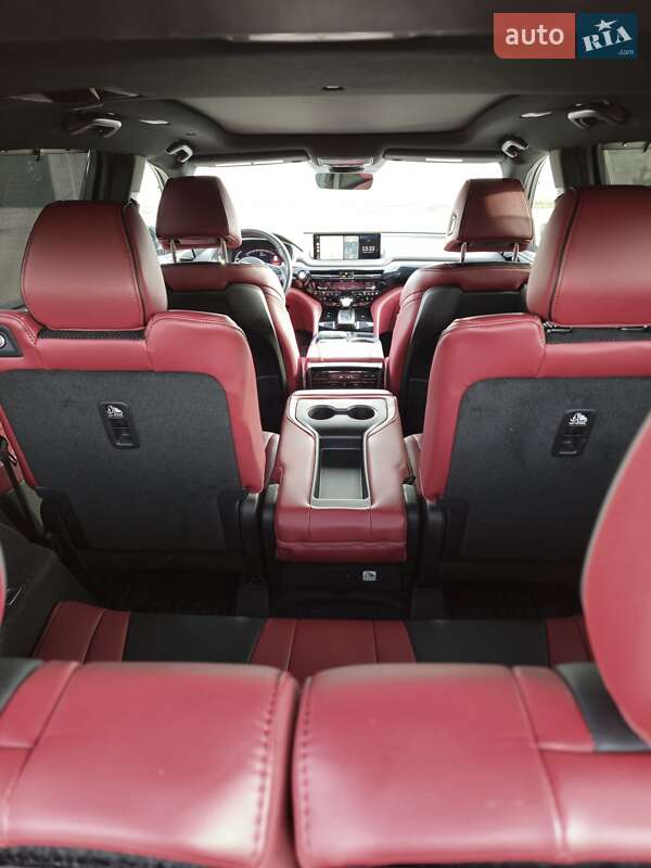 Внедорожник / Кроссовер Acura MDX 2021 в Коростене