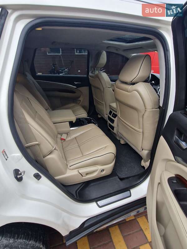 Позашляховик / Кросовер Acura MDX 2017 в Катеринопілі