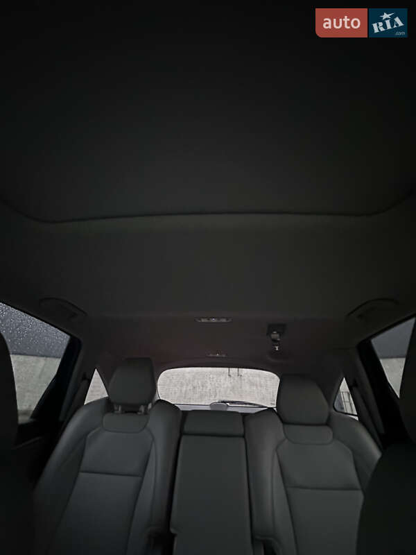 Позашляховик / Кросовер Acura MDX 2016 в Києві