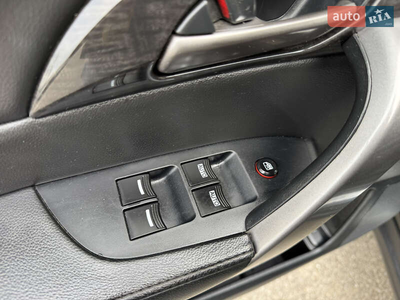 Позашляховик / Кросовер Acura MDX 2008 в Києві