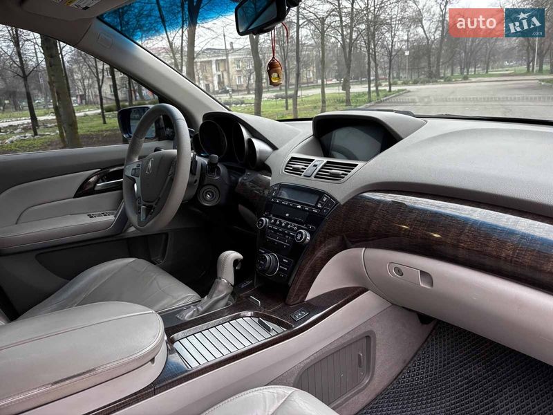 Внедорожник / Кроссовер Acura MDX 2011 в Запорожье