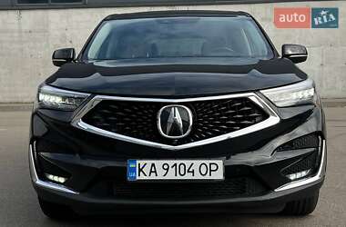 Позашляховик / Кросовер Acura RDX 2018 в 