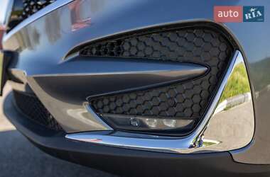 Внедорожник / Кроссовер Acura RDX 2018 в 