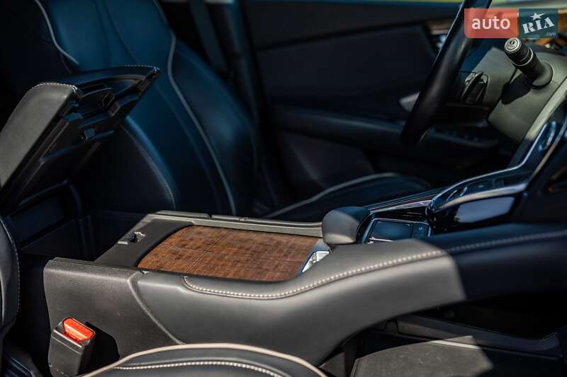 Внедорожник / Кроссовер Acura RDX 2018 в Киеве