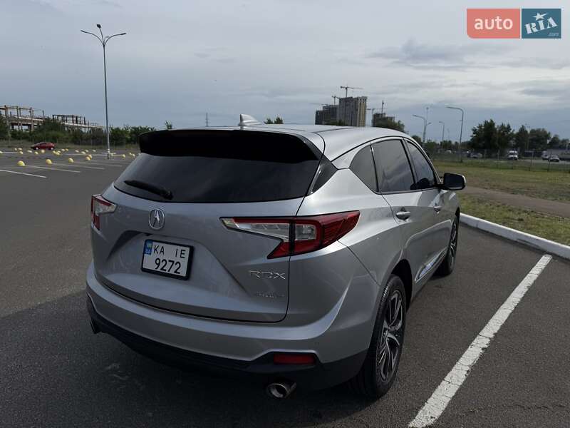 Внедорожник / Кроссовер Acura RDX 2018 в Киеве