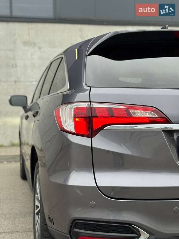 Внедорожник / Кроссовер Acura RDX 2016 в Киеве