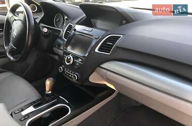 Позашляховик / Кросовер Acura RDX 2017 в 