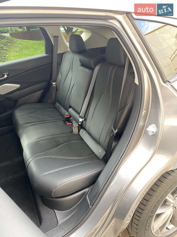 Позашляховик / Кросовер Acura RDX 2024 в Києві