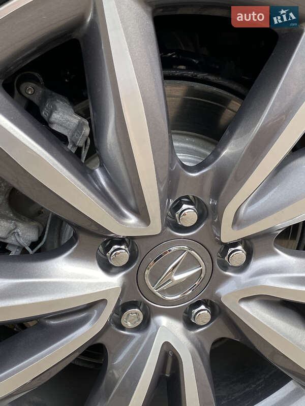 Позашляховик / Кросовер Acura RDX 2024 в Києві