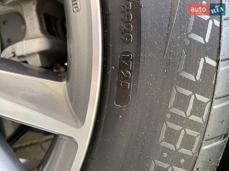 Позашляховик / Кросовер Acura RDX 2024 в Києві