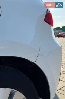 Позашляховик / Кросовер Acura RDX 2011 в 