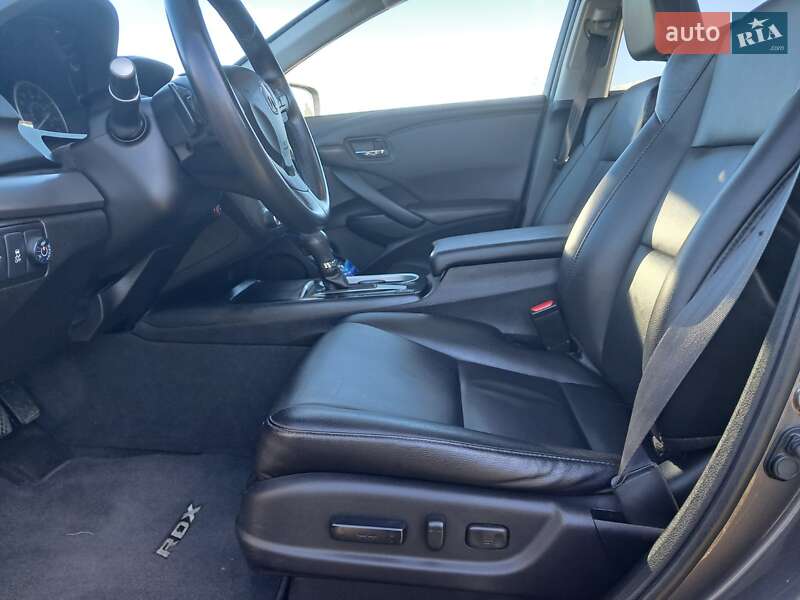 Внедорожник / Кроссовер Acura RDX 2018 в Корсуне-Шевченковском