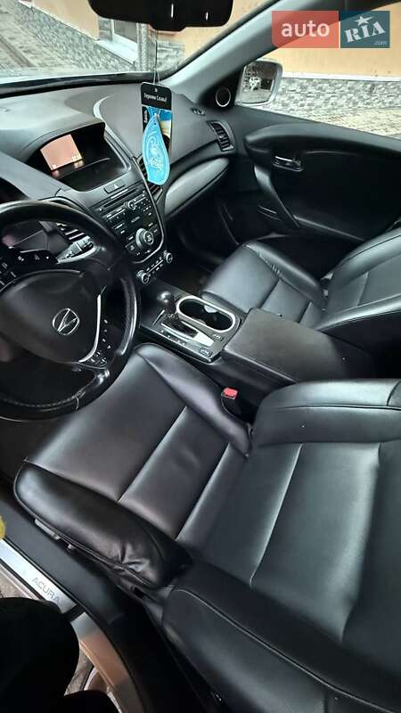 Внедорожник / Кроссовер Acura RDX 2017 в Надворной