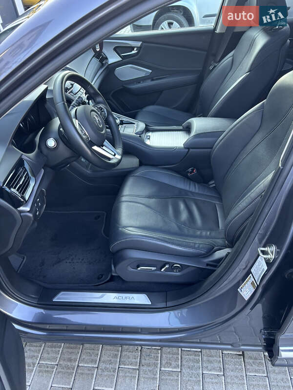 Внедорожник / Кроссовер Acura RDX 2019 в Новоархангельске