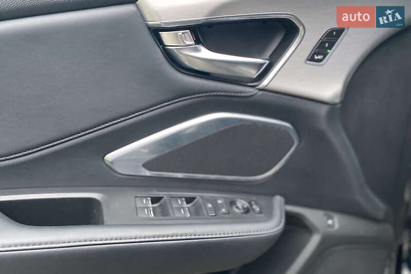 Позашляховик / Кросовер Acura RDX 2019 в Києві
