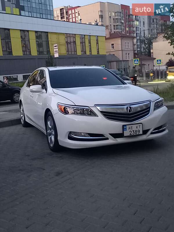 Acura RLX 2013