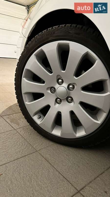 Седан Acura RLX 2016 в Києві