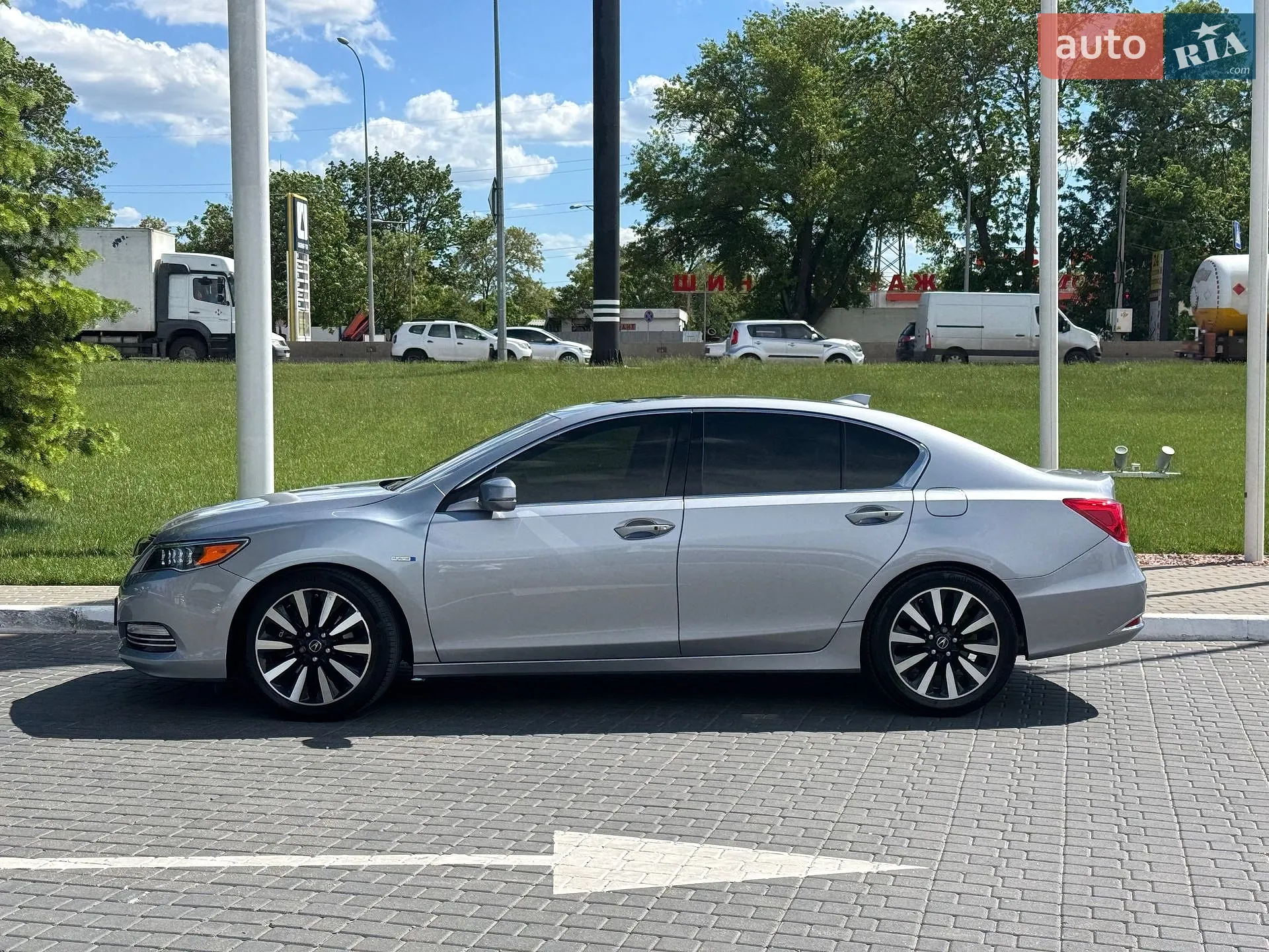 2016 Acura RLX - мініатюра 13