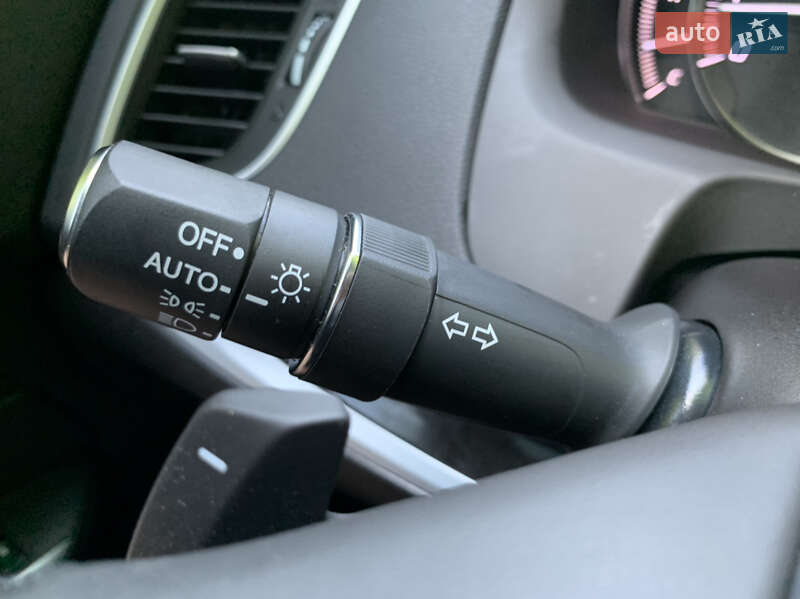 Седан Acura TLX 2017 в Киеве