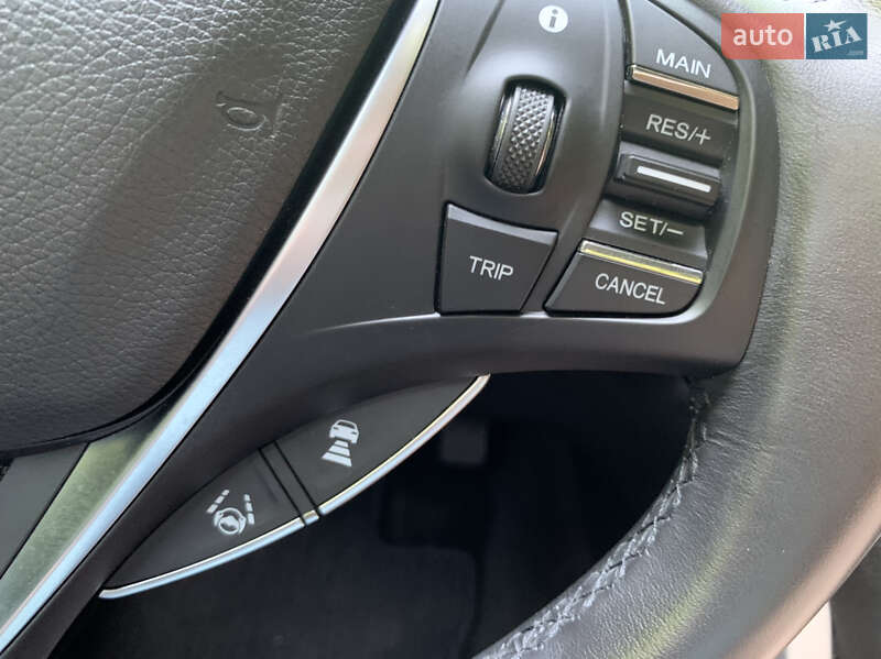 Седан Acura TLX 2017 в Киеве