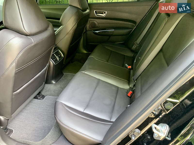 Седан Acura TLX 2017 в Киеве