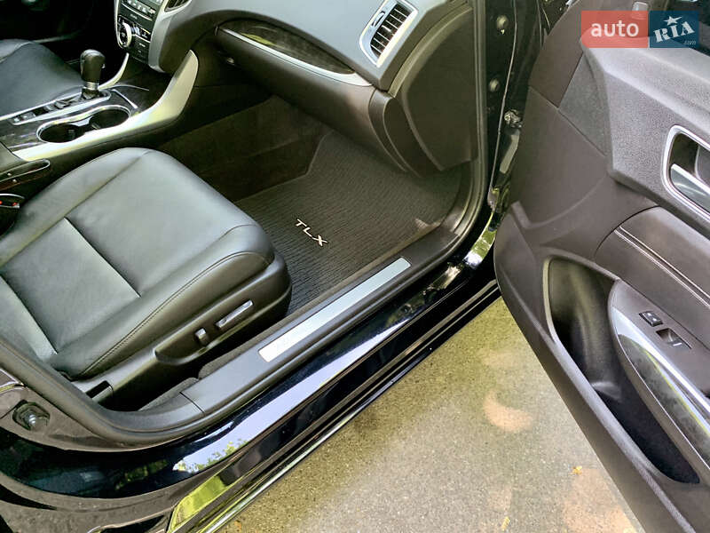 Седан Acura TLX 2017 в Киеве