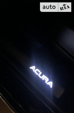 Седан Acura TLX 2014 в Вишневом
