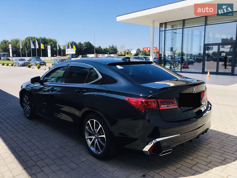 Седан Acura TLX 2018 в Львове
