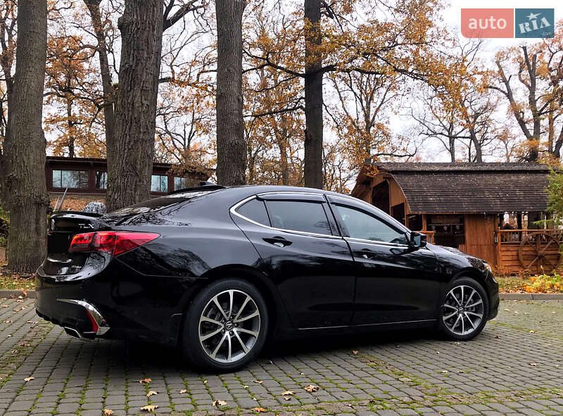 Седан Acura TLX 2018 в Львове