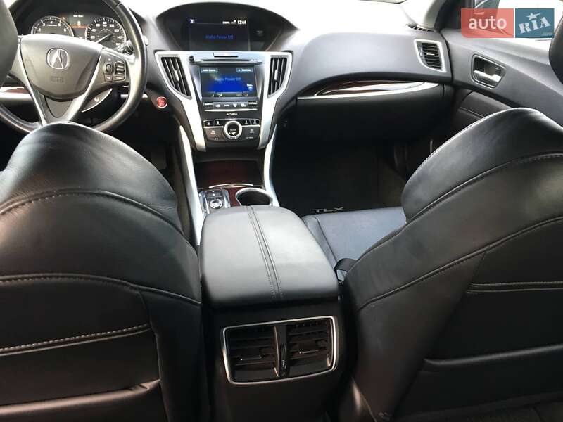 Седан Acura TLX 2016 в Киеве
