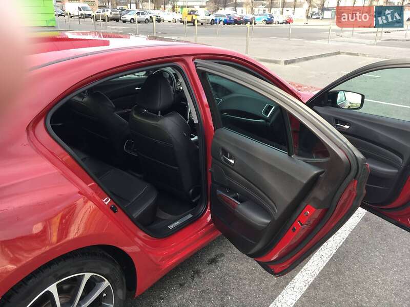 Седан Acura TLX 2016 в Киеве