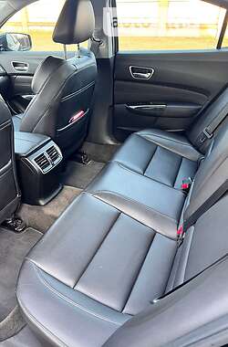 Седан Acura TLX 2018 в 