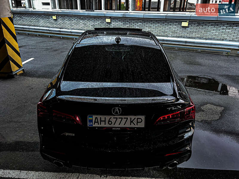 Седан Acura TLX 2018 в Днепре