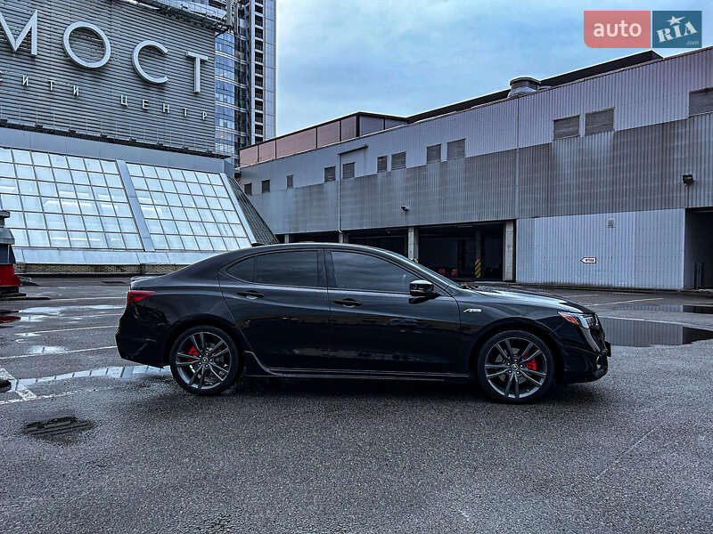 Седан Acura TLX 2018 в Днепре