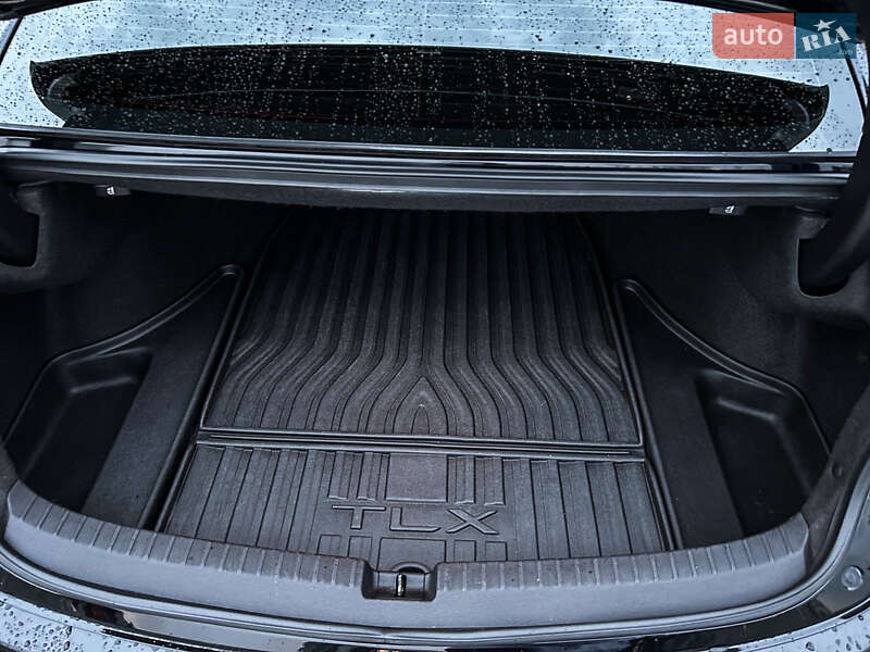 Седан Acura TLX 2018 в Днепре